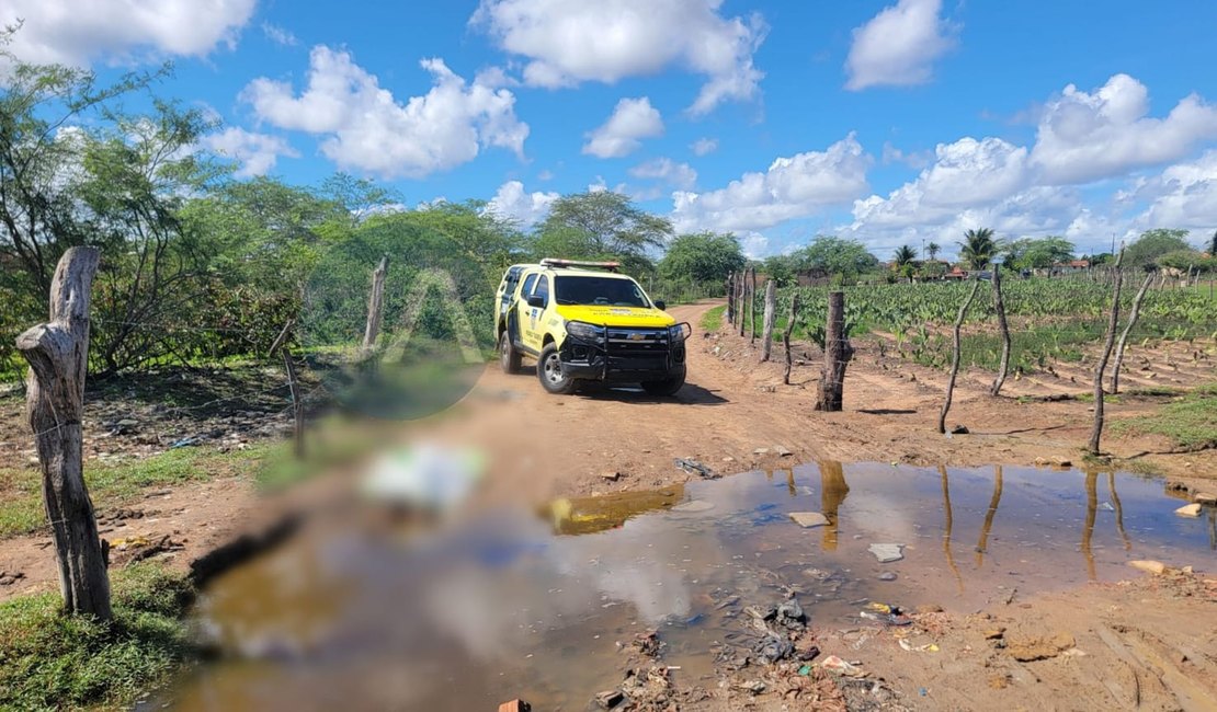 Idoso de 80 anos sofre queda enquanto atravessava riacho e morre em Craíbas