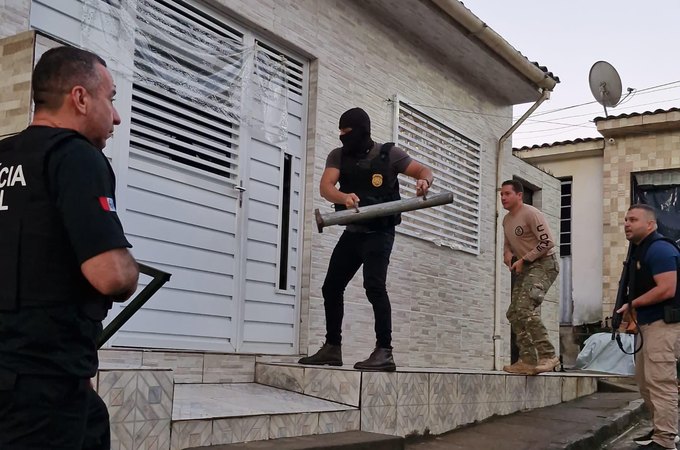 Operação da SSP/AL cumpre 40 mandados contra integrantes do CV e do PCC em Alagoas