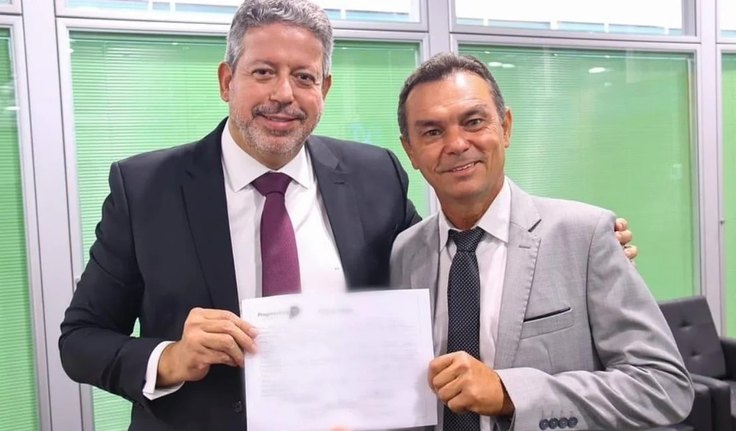 Com apenas dois meses no MDB, prefeito de Anadia retorna ao PP de Arthur Lira