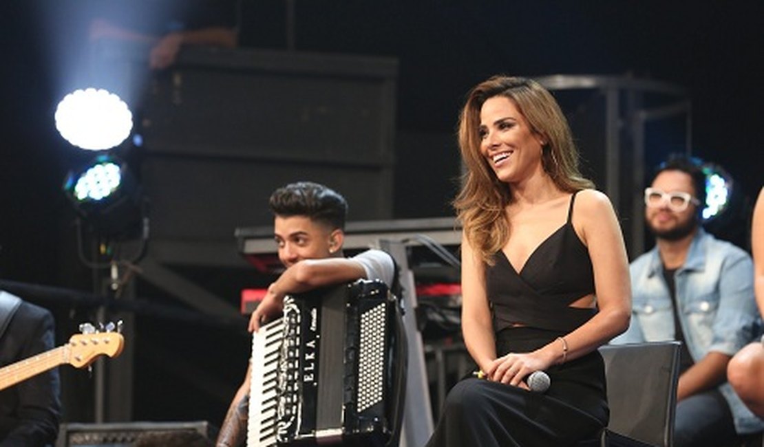No Altas Horas, Wanessa conta história sobre uso de esperma como fixador de cabelo