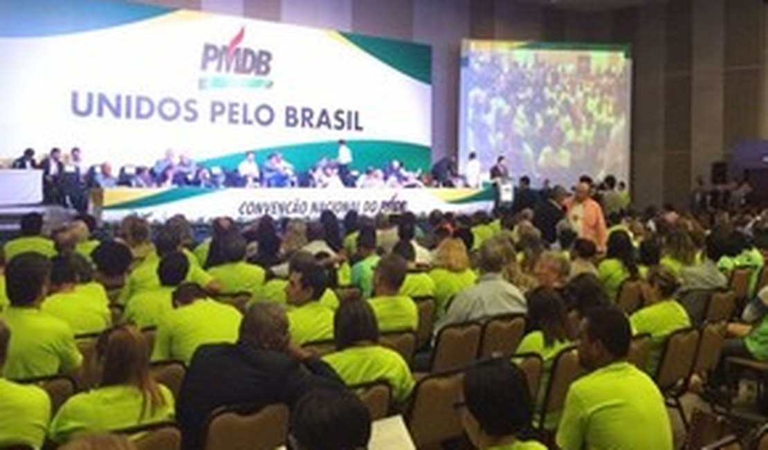 Temer diz que não é hora de dividir o País e evita críticas ou apoio ao governo