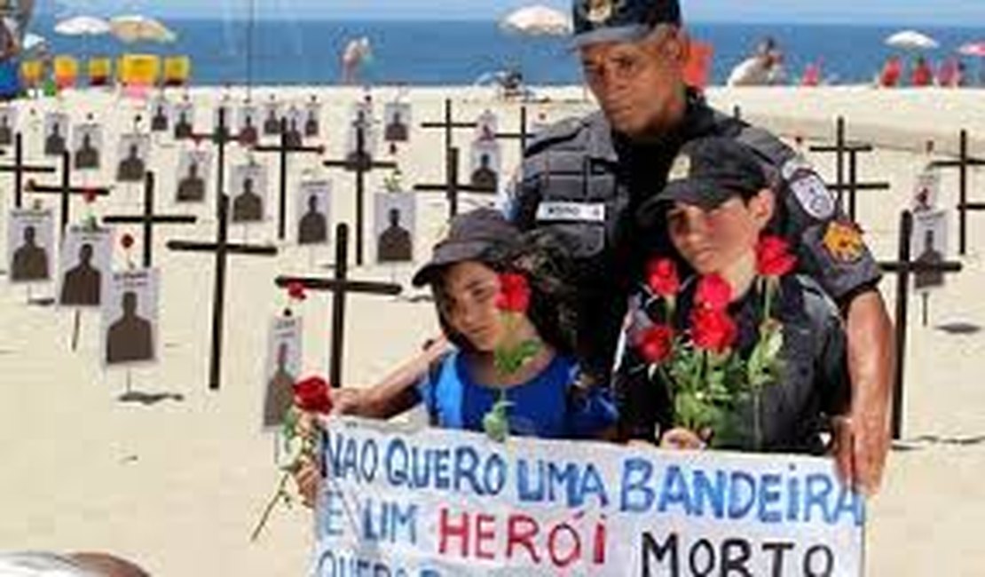 Cem policiais militares morreram no Rio de Janeiro desde o início do ano