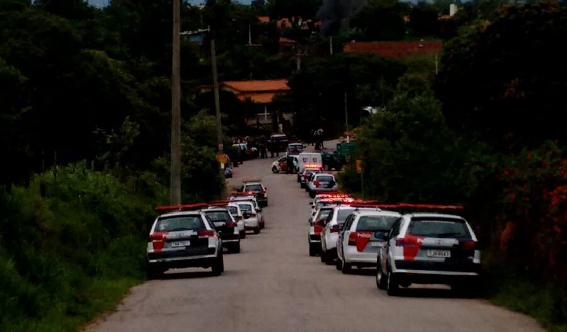 Criminosos atiram contra helicóptero da PM e dois morrem em confronto, em SP