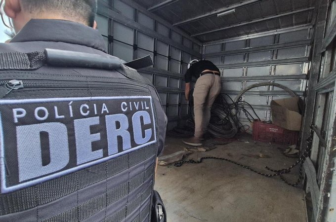 Ação da Polícia Civil mira ferros-velhos suspeitos de comprar cabos furtados em Maceió