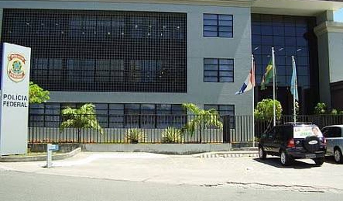 Polícia Federal cumpre mandados de busca e apreensão da Lava Jato em Alagoas
