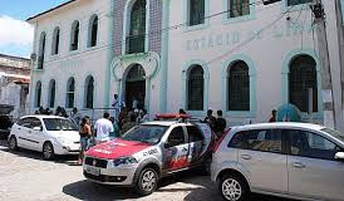 Homem é brutalmente assassinado com 50 golpes de arma branca