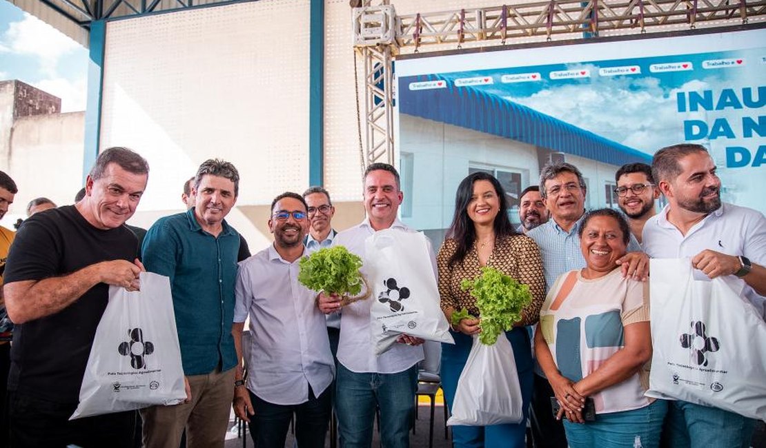 Em Arapiraca, governador lança Circuito de Feiras Regionais da Agricultura Familiar e Economia Solidária