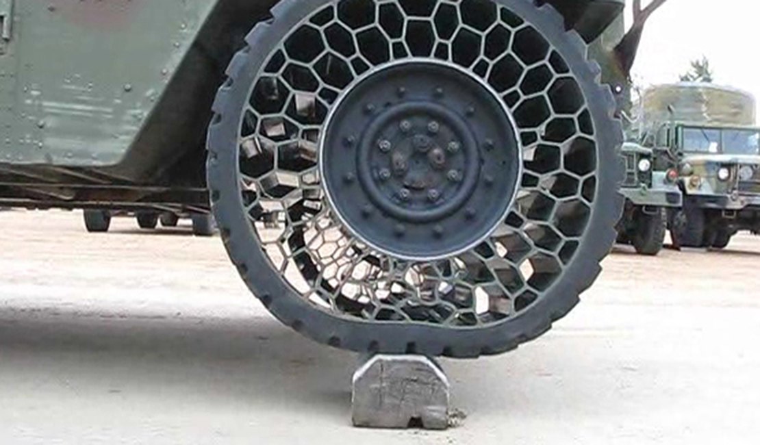 Exército dos Estados Unidos investe em tecnologia de pneus sem ar
