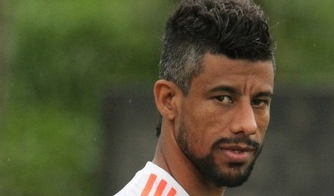 Léo Moura fecha com o Vasco e é atacado em rede social por flamenguistas