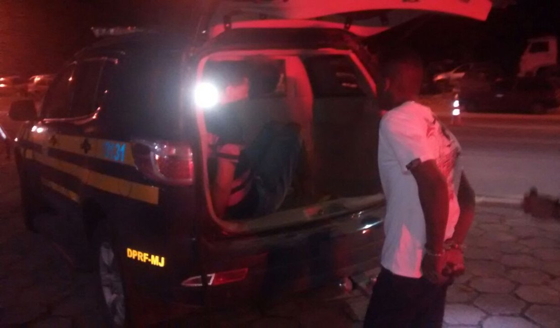 PRF prende assaltantes que se passavam por compradores de veículos Alagoas