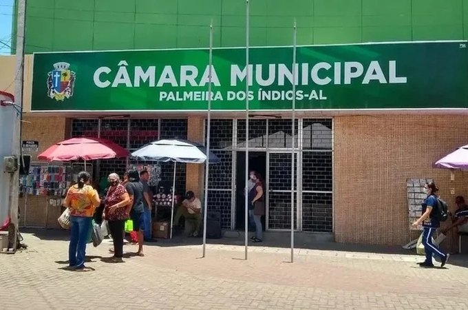 Câmara de Palmeira dos Índios inicia tramitação de projeto que limita cargos comissionados nos gabinetes dos vereadores