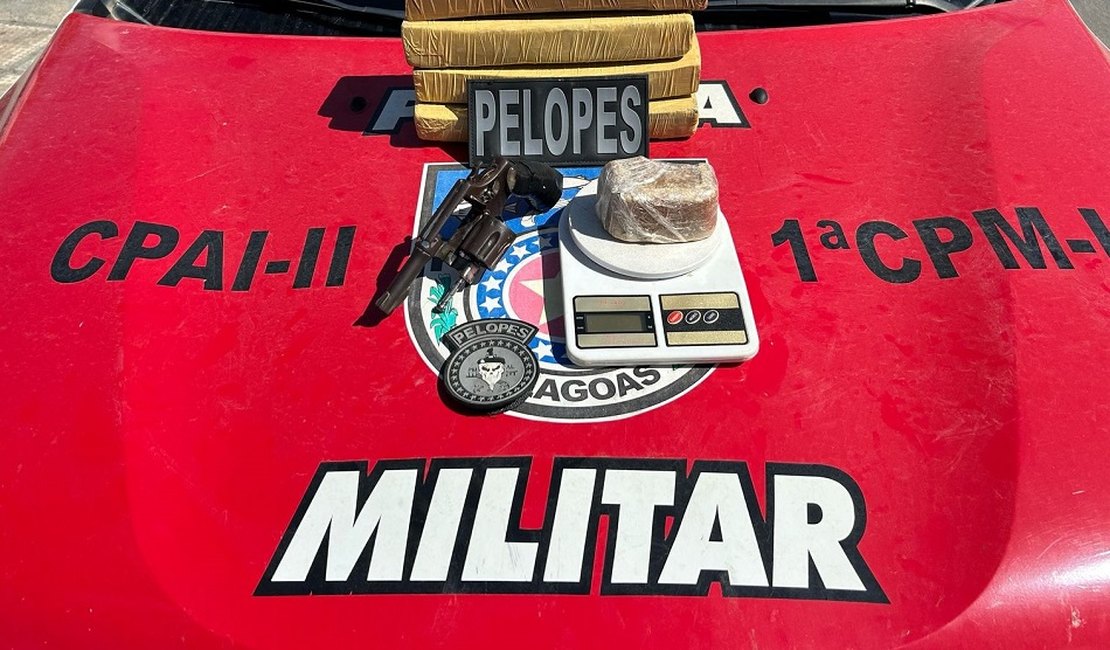 Abordagens da PM apreendem quatro armas de fogo e 3,6 Kg drogas na capital e interior