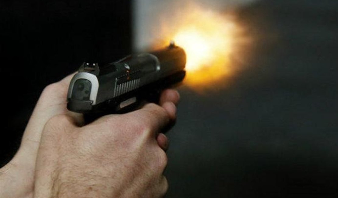 Homem é assassinado com 13 tiros na Barra de Santo Antônio