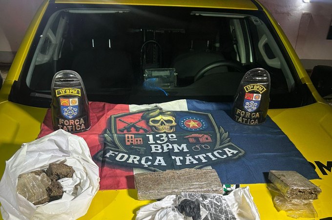 PM encontra dois quilos de drogas escondidos em região de mata em Maceió