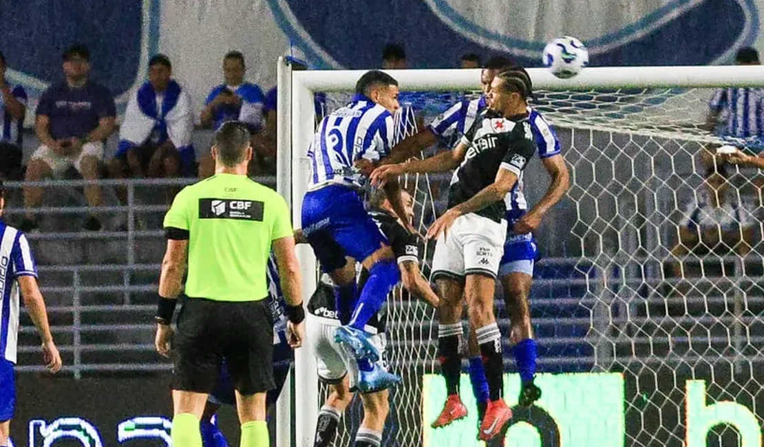 CSA e Vasco ficam no 0 a 0 em jogo amarrado no Rei Pelé, no jogo de ida da Copa do Brasil