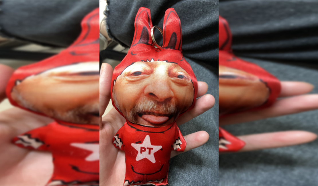 Conheça o 'Lalulu', o boneco de Lula inspirado no Labubu