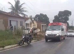 Motorista perde controle de carro e invade residência na zona rural de Arapiraca