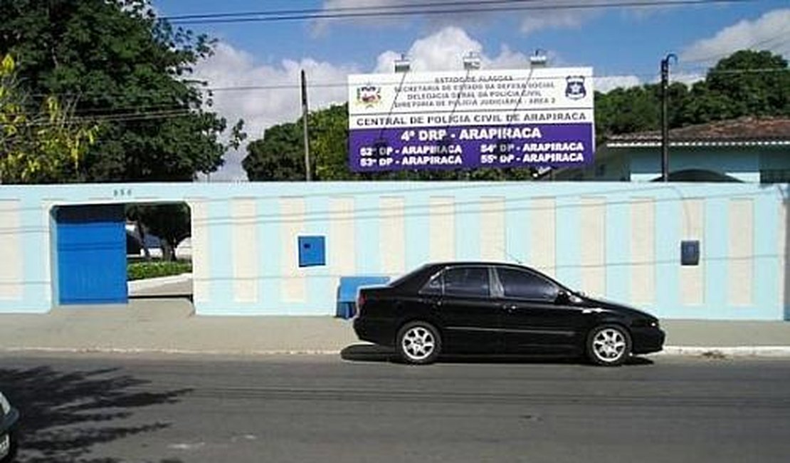 Homem tenta registrar boletim de ocorrência em Arapiraca e acaba preso