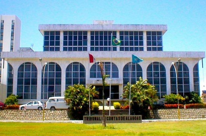 Prefeitos tem até o dia 30 de abril para enviar prestações de contas municipais ao TCE Alagoas
