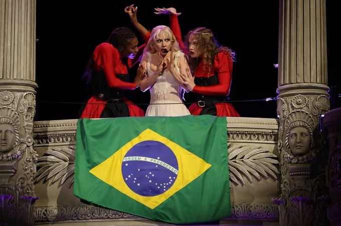 Lady Gaga planeja retorno ao Brasil em 2026 para novos shows, diz site