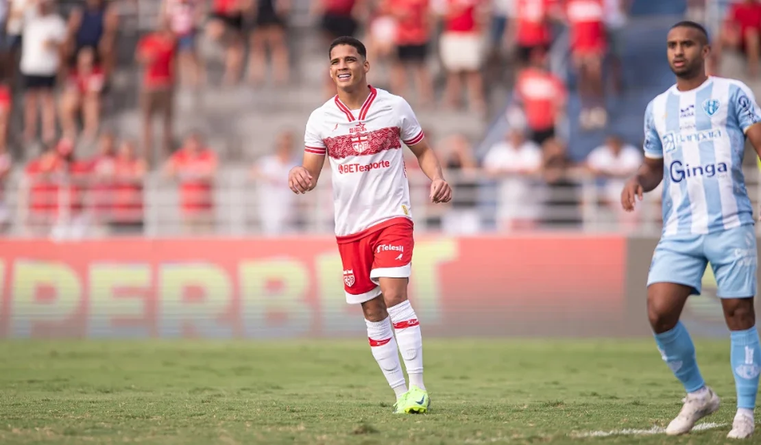 CRB vence e afunda o Paysandu na lanterna da Série B