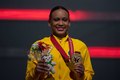 Rebeca domina no salto e se torna campeã mundial de ginástica