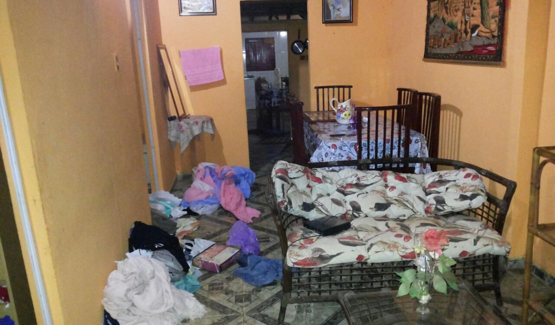 Família é feita refém durante roubo em Girau do Ponciano, AL