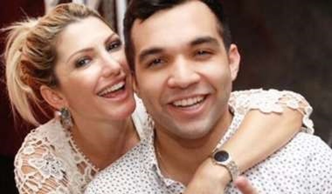 Antonia Fontenelle está grávida de Jonathan Costa