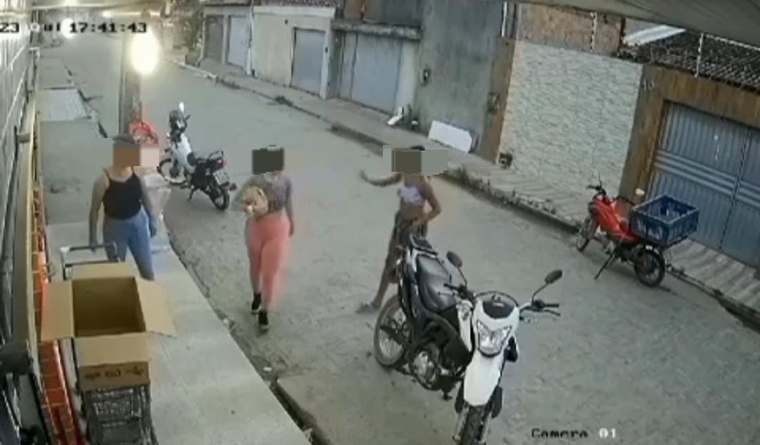 VÍDEO: Personal trainer registra boletim de ocorrência contra mulher e relata que foi xingada e ameaçada sem motivo em via pública, em Arapiraca