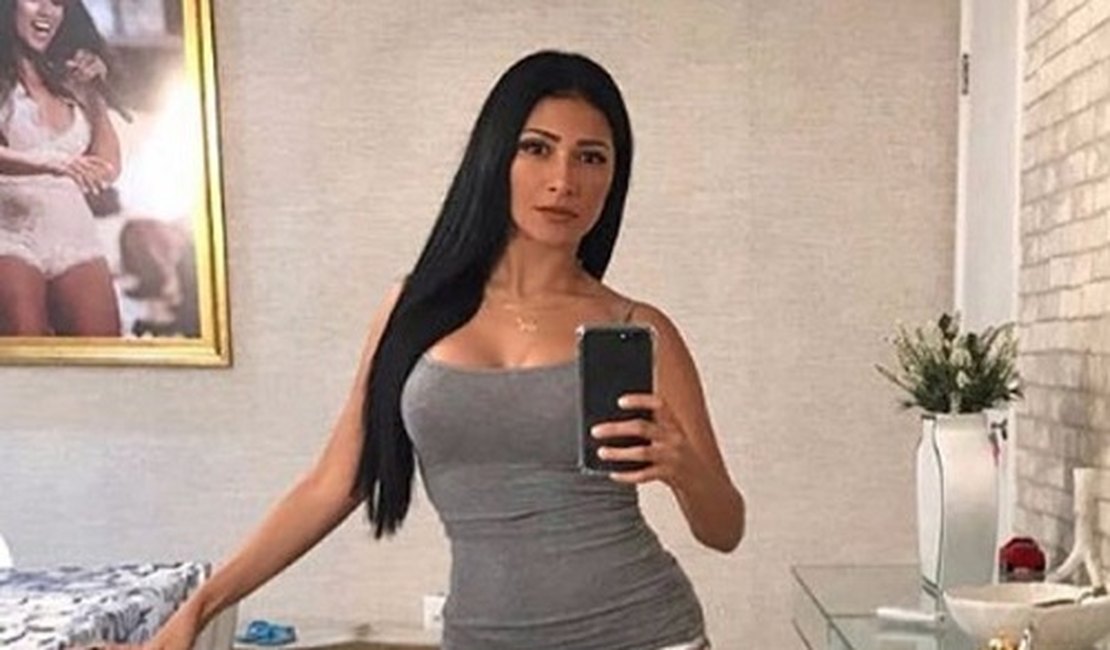 Simaria, da dupla com Simone, deixa fãs babando em selfie publicada no Instagram