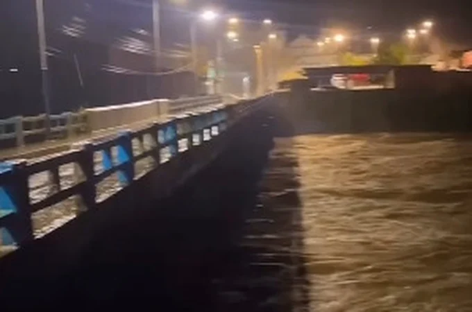 Com Rio Paraíba em elevação, prefeita de Atalaia diz que cidade está 'oficialmente em estado de atenção'