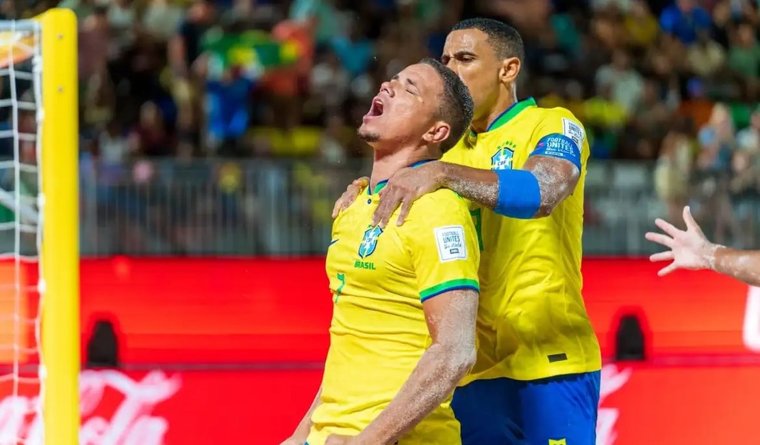 Copa do Mundo de beach soccer: Brasil goleia Omã por 11 a 1