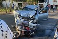 Colisão frontal entre carro e moto deixa motociclista ferido na AL-110
