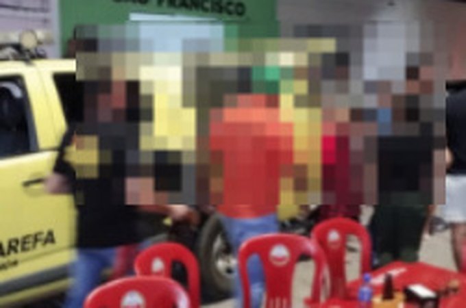 Após pedir saída de cliente, dono de bar é agredido e ameaçado de morte no bairro Baixão