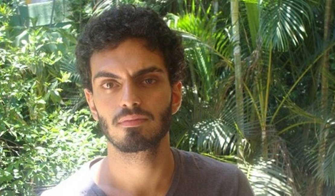 Polícia pericia tubarão em busca de neto de Chico Anysio