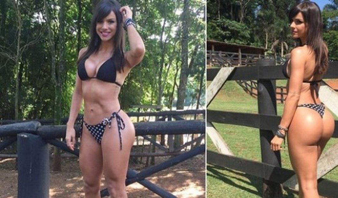 Panicat Carol Dias se exibe de fio dental e fã faz pedido inusitado: 'Quero de Natal'