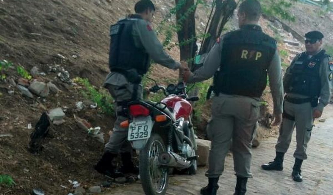 PM apreende moto que seria usada para assaltos no Sertão alagoano
