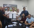 Entrega de vans e assinatura de ordem de serviço em Arapiraca