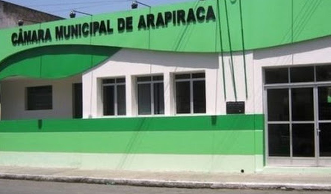 Três vereadores de Arapiraca assinam ficha de filiação no PDT nesta segunda (14)