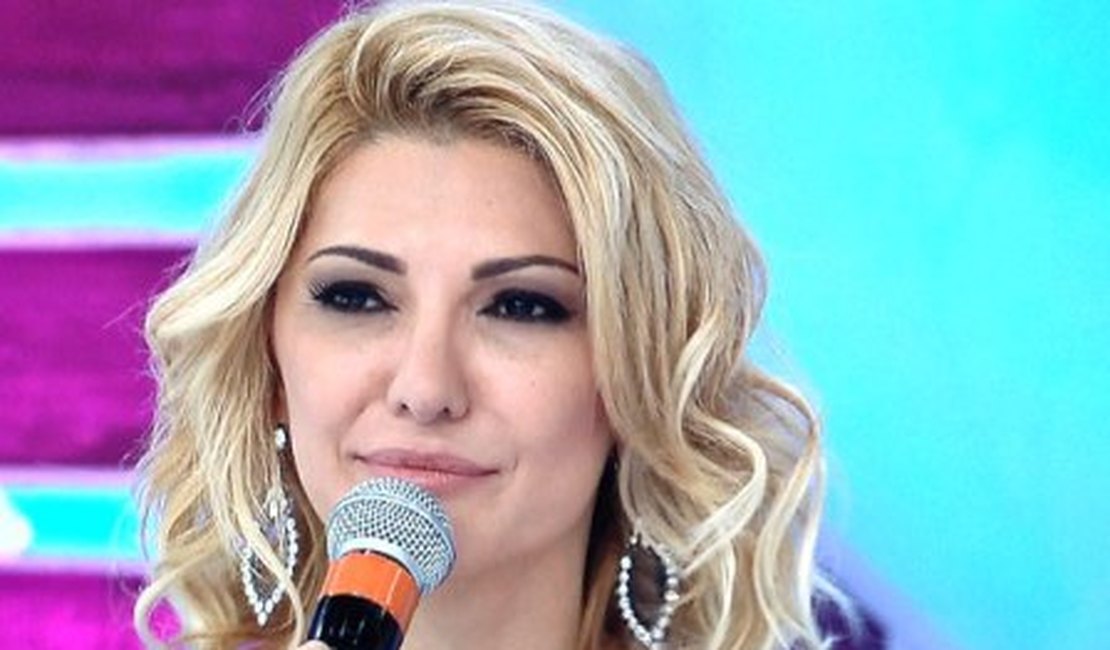 Justiça condena 'Pânico na Band' a pagar R$ 50 mil para Antonia Fontenelle