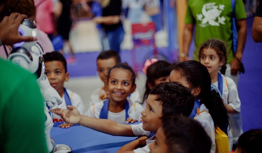 Mais de 600 escolas vão visitar a edição 2025 da Bienal de Alagoas