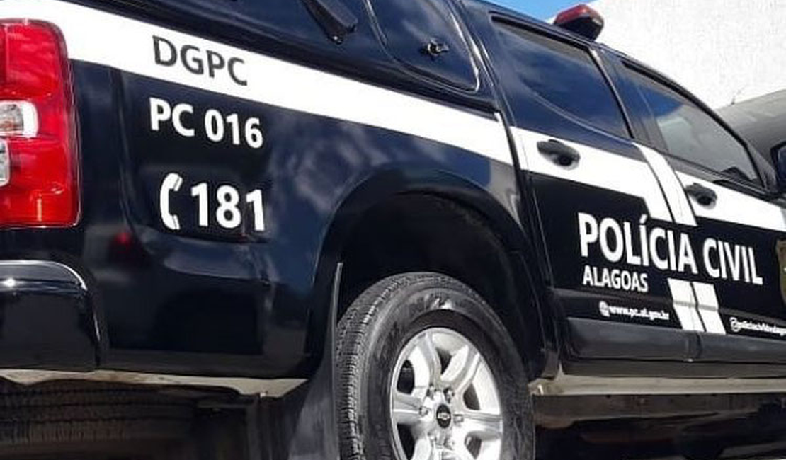 Por causa de celular, adolescente agride a mãe a tenta agredir policiais, em Arapiraca