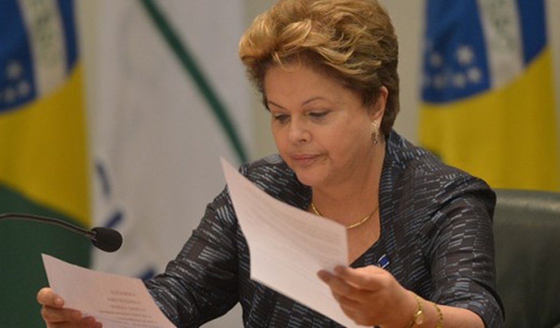 TCU dá mais 15 dias para Dilma explicar 'pedaladas fiscais'