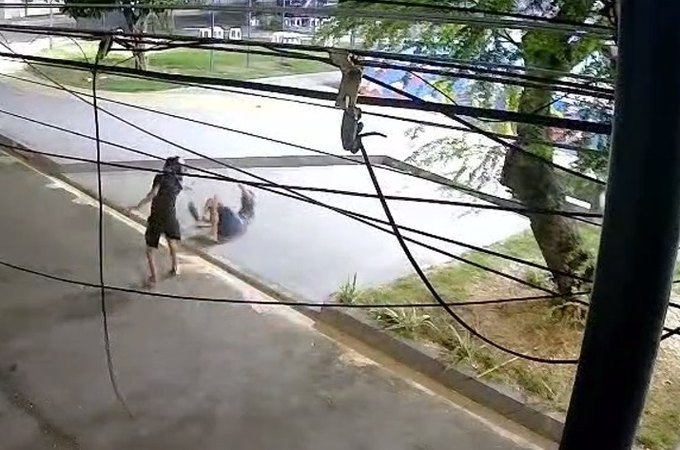 PM prende suspeito de praticar homicídio, em via pública, na parte baixa de Maceió