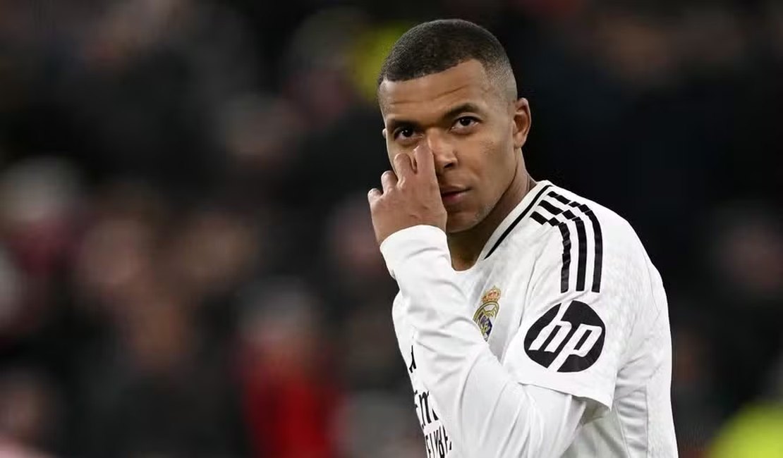 Mbappé, do Real Madrid, é hospitalizado após quadro de gastroenterite aguda