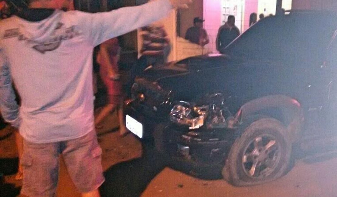 Acidente entre carro e moto deixa agricultor morto na zona rural de Arapiraca