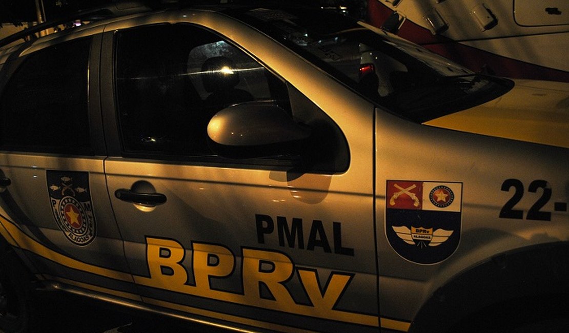 Homem colide carro e é preso por embriaguez ao volante em Girau do Ponciano