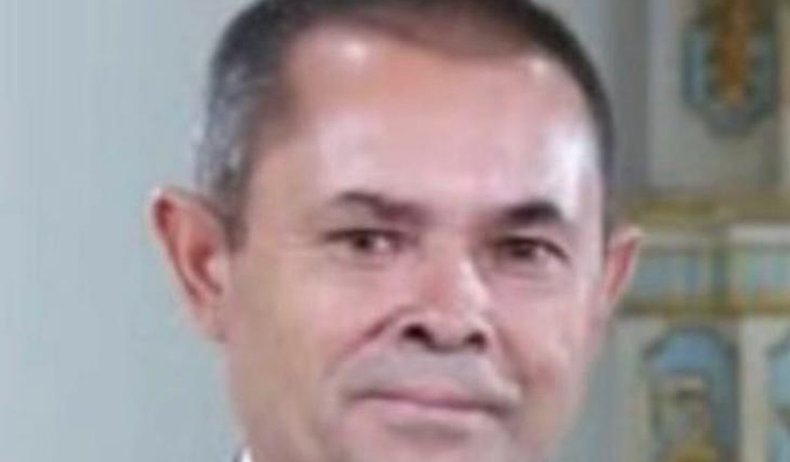 Homem morre eletrocutado ao ligar máquina de moer ração em Água Branca
