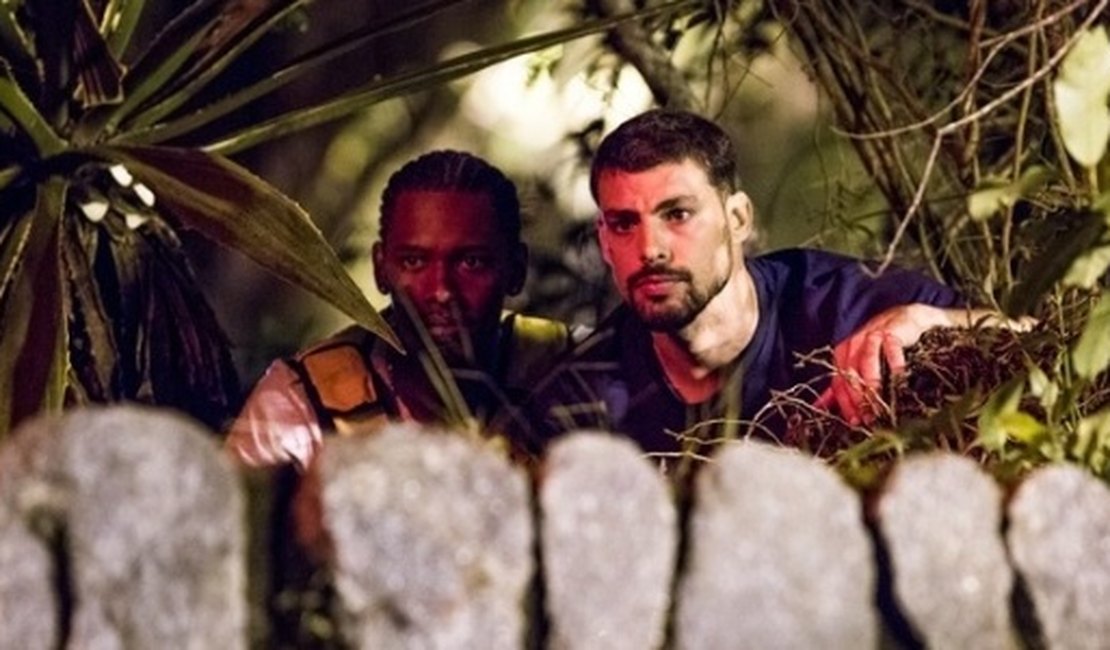 Em 'A Regra do Jogo', Juliano flagra Zé Maria com a facção: 'É um bandido'