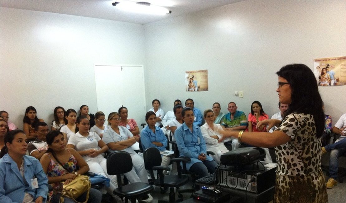 Coren-AL visita profissionais de enfermagem em Santana do Ipanema